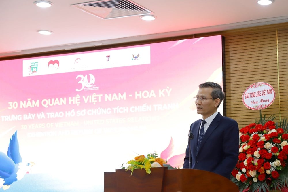 Lần đầu công bố nhiều tài liệu tại trưng bày “30 năm quan hệ ngoại giao Việt Nam - Mỹ” - ảnh 3