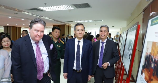 ពិព័រណ៍ '30 ឆ្នាំនៃវៀតណាម - ទំនាក់ទំនងការទូតអាមេរិក' និងការបង្ហាញវត្ថុបុរាណសង្រ្គាម