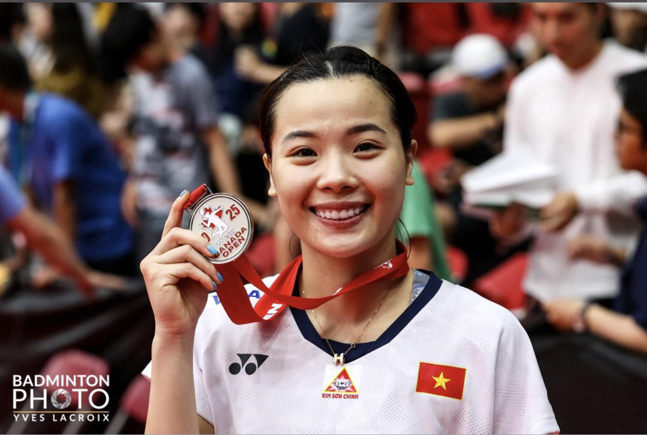 thuy linh 3.jpg