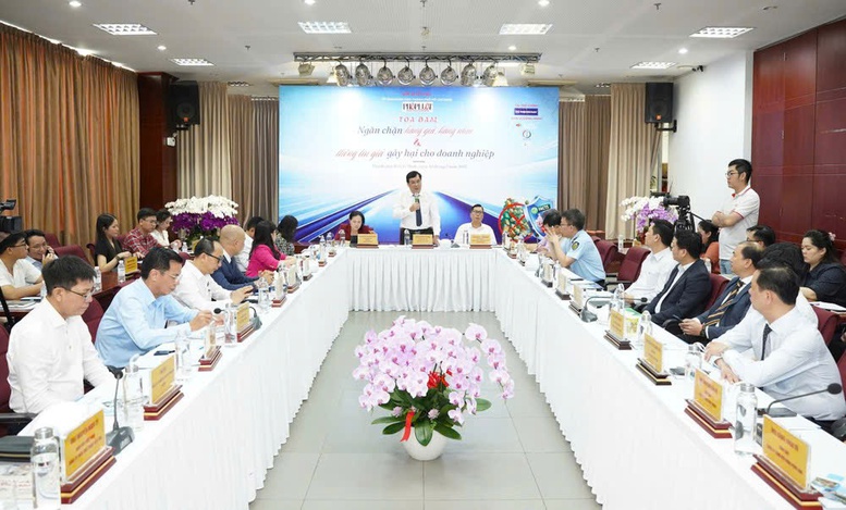 Chống hàng giả, tin giả: Cần chế tài đủ mạnh, hành lang pháp lý đủ rộng- Ảnh 1.