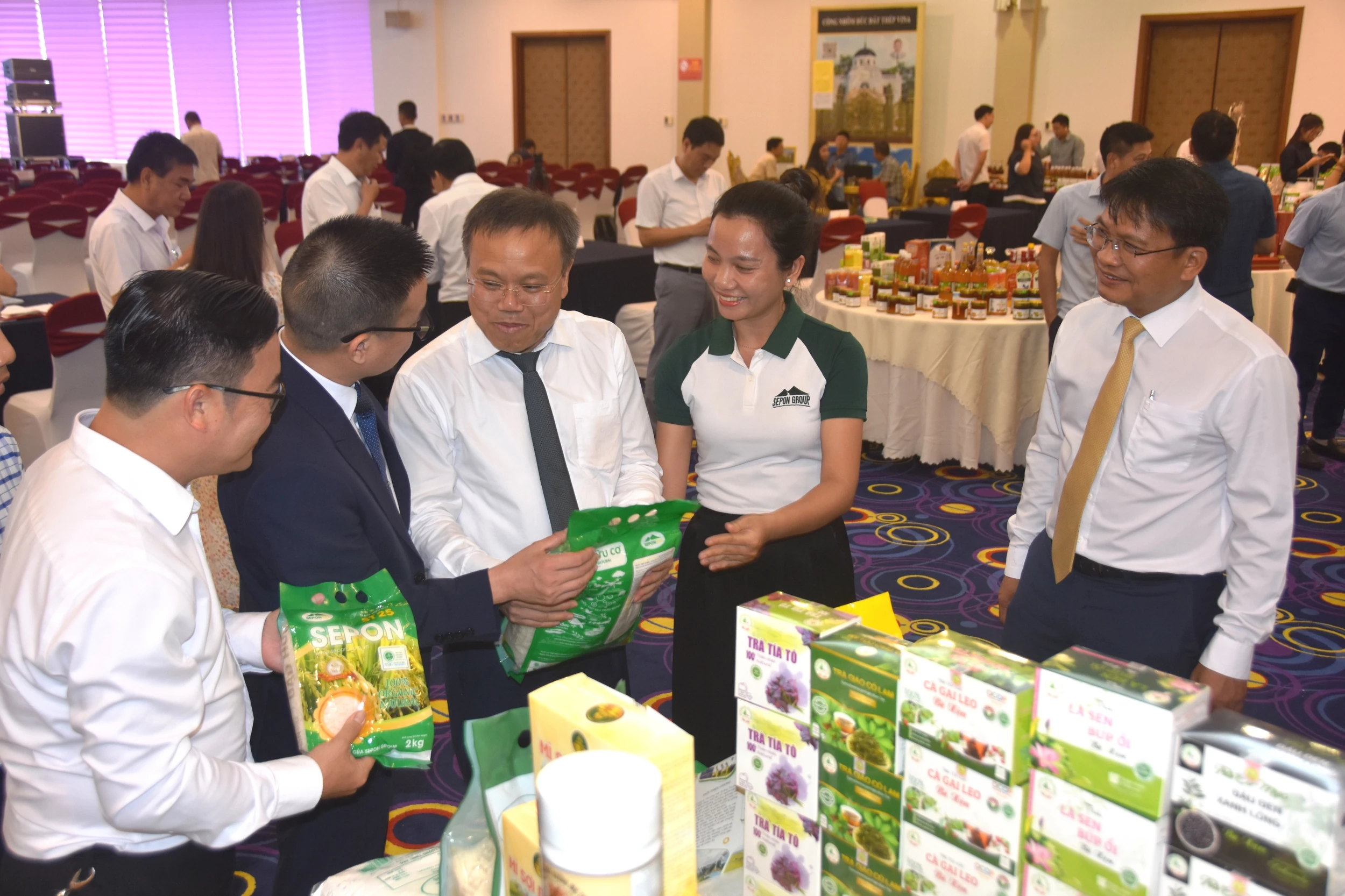 Kết nối giao thương các nhà cung cấp với các nhà phân phối tại Quảng Trị