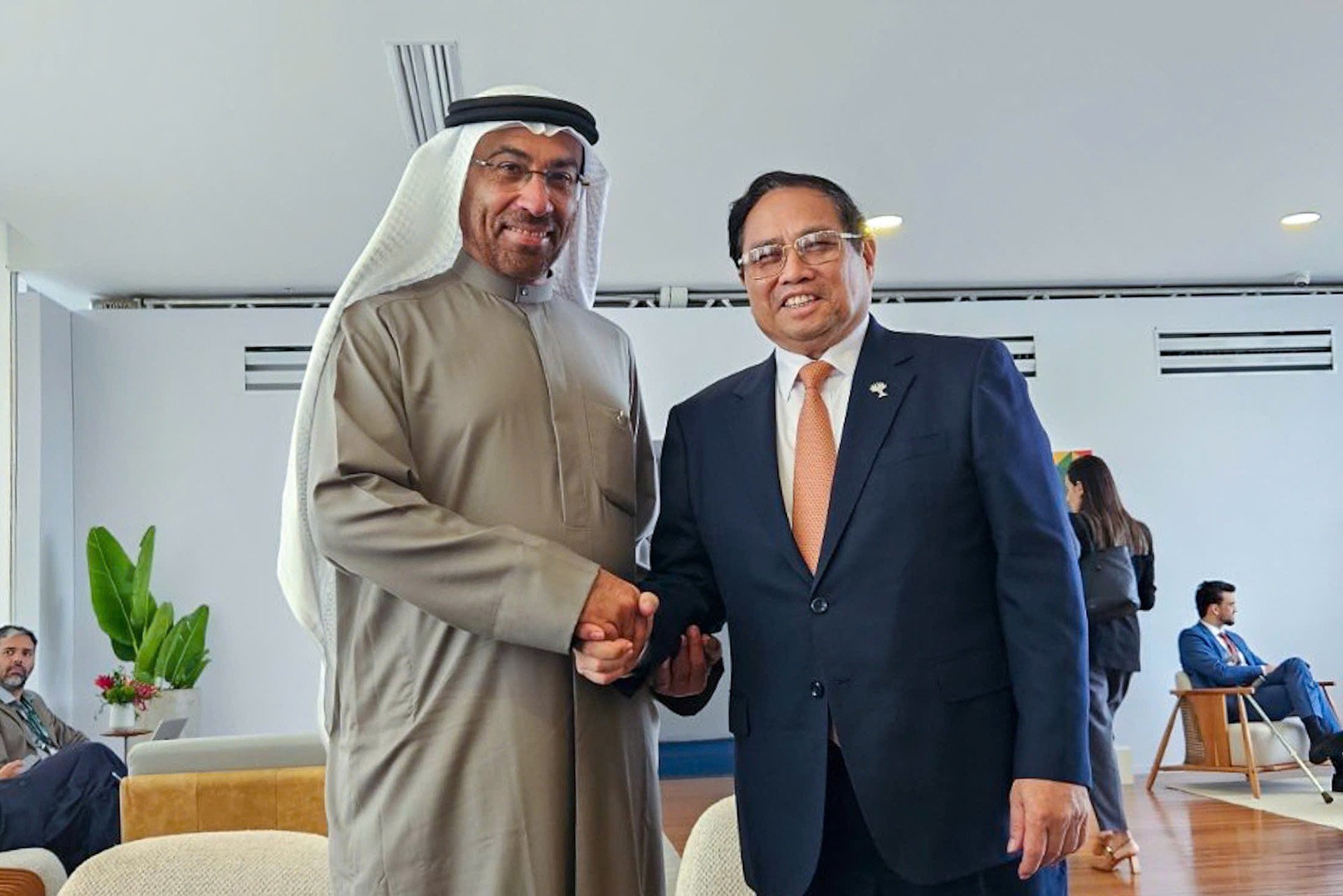 tiep uae 1751926891379875984058.jpg
