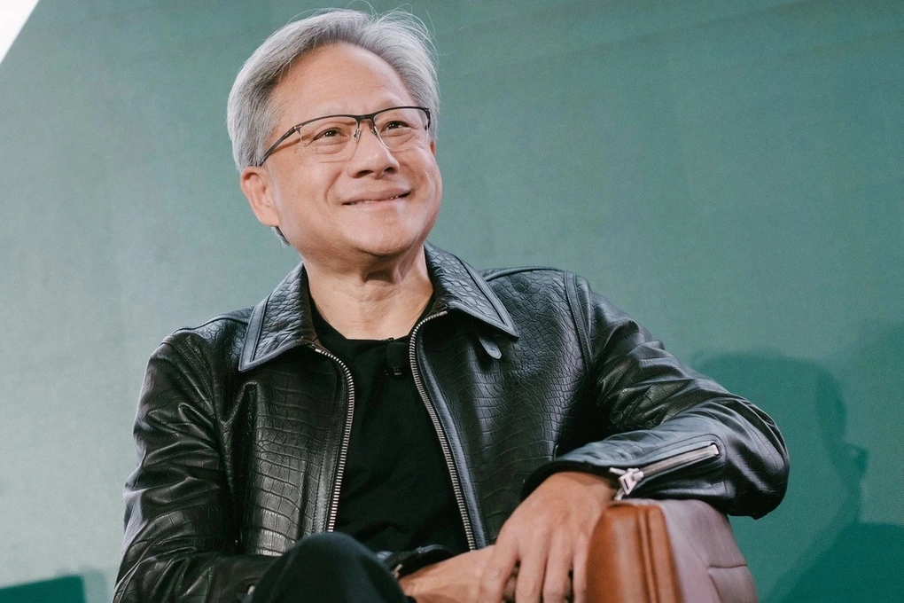 Nvidia của tỷ phú Jensen Huang cán mốc 4.000 tỷ USD - 1