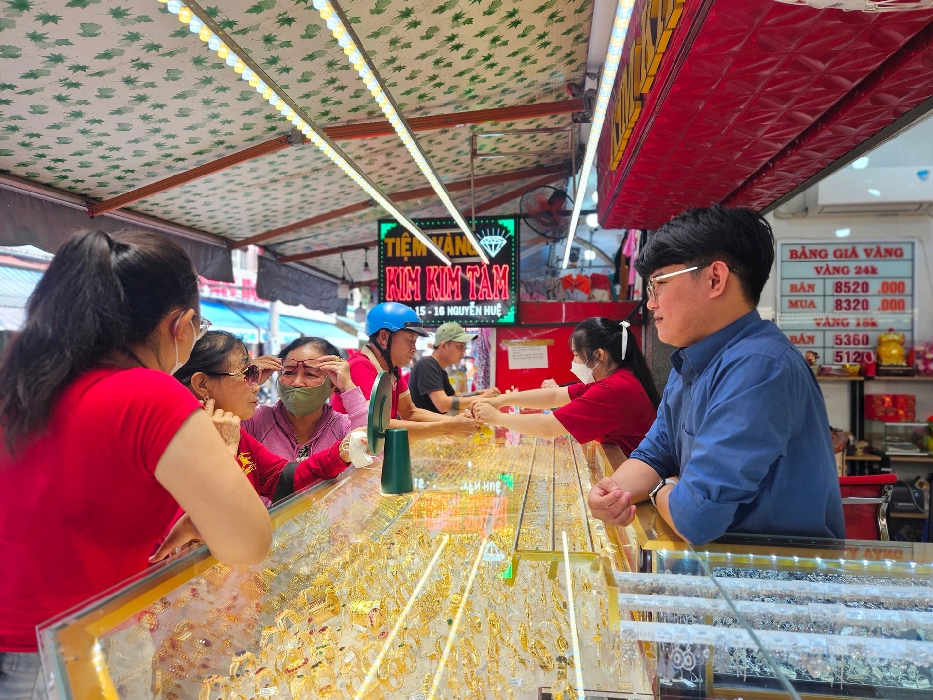 Giá vàng chiều nay 10/7/2025: Giá vàng tăng trở lại mức cao