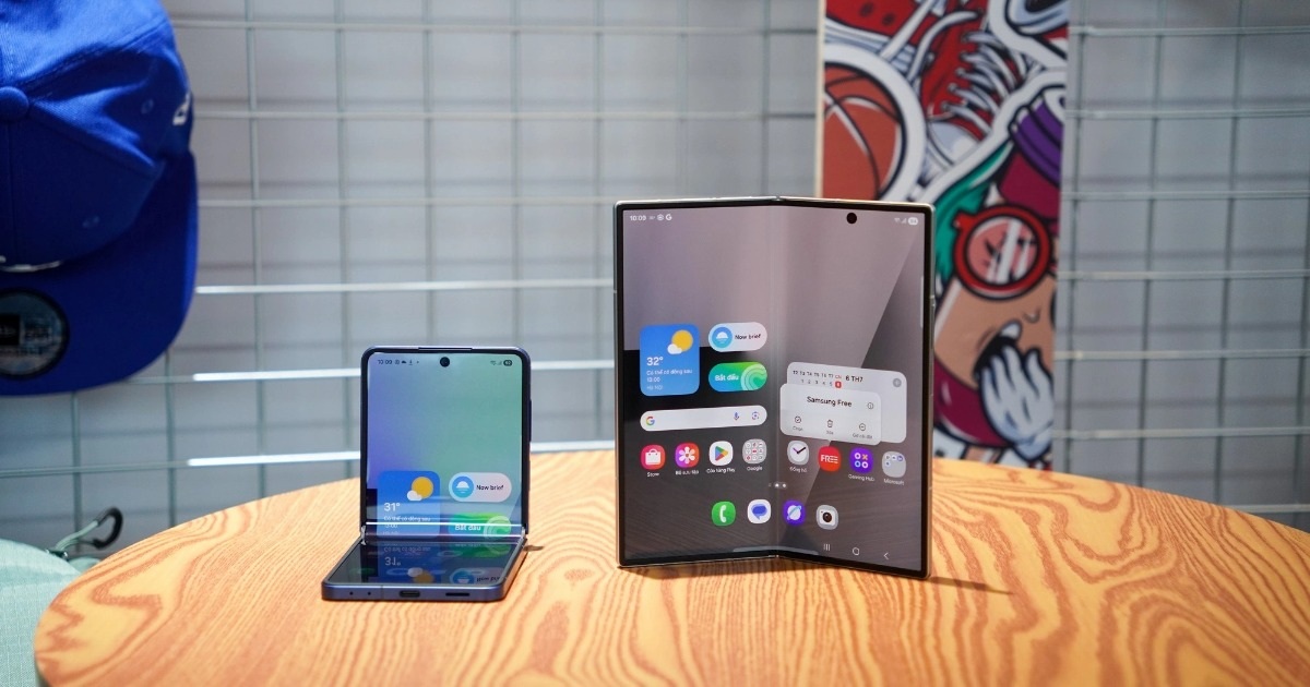 Cận cảnh bộ 3 điện thoại gập và đồng hồ thông minh mới của Samsung