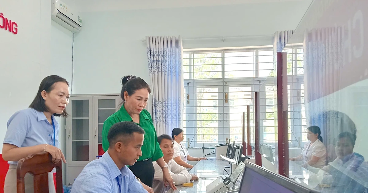 Phó Chủ tịch HĐND tỉnh Gia Lai Huỳnh Thúy Vân làm việc tại xã An Vinh