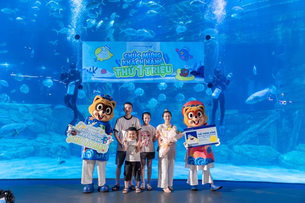 Thủy cung Lotte World Hà Nội đón vị khách thứ 1 triệu - 5