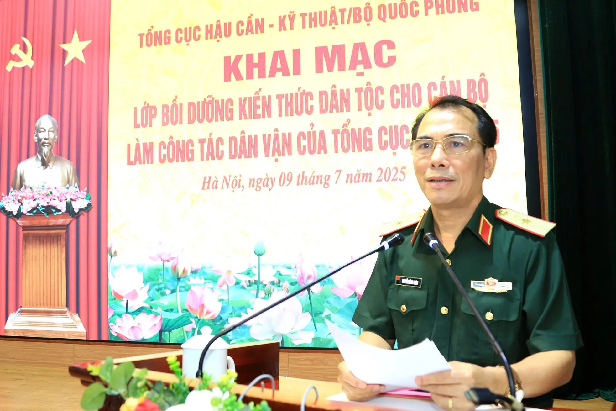Bộ đội Hậu cần - Kỹ thuật chung tay xóa nhà tạm, giúp đồng bào giảm nghèo ảnh 1