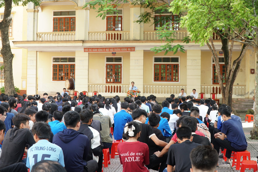 tu-van-chon-mon-hoc-1.jpg