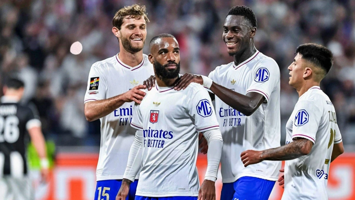 CLB Lyon “thoát hiểm” ngoạn mục trở lại Ligue 1