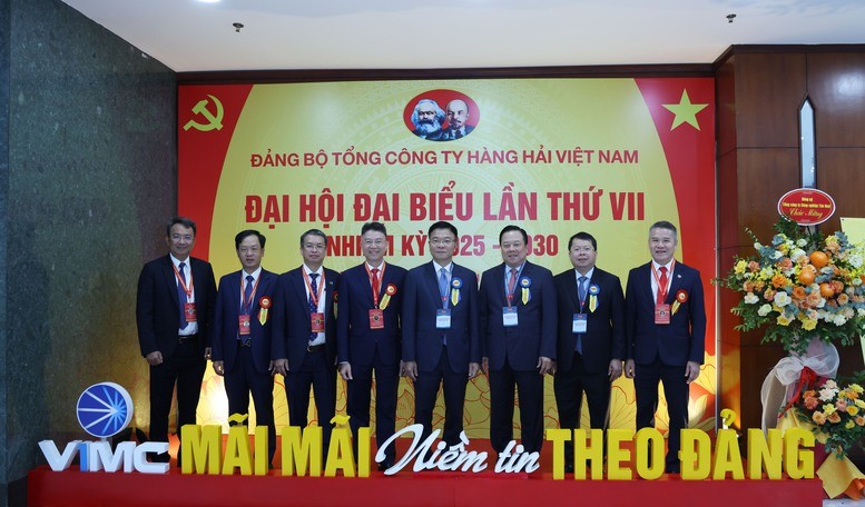 Phó Thủ tướng Lê Thành Long dự Đại hội Đảng bộ lần thứ VII, nhiệm kỳ 2025-2030 của Tổng công ty Hàng hải Việt Nam - Ảnh: VGP/Đức Tuân