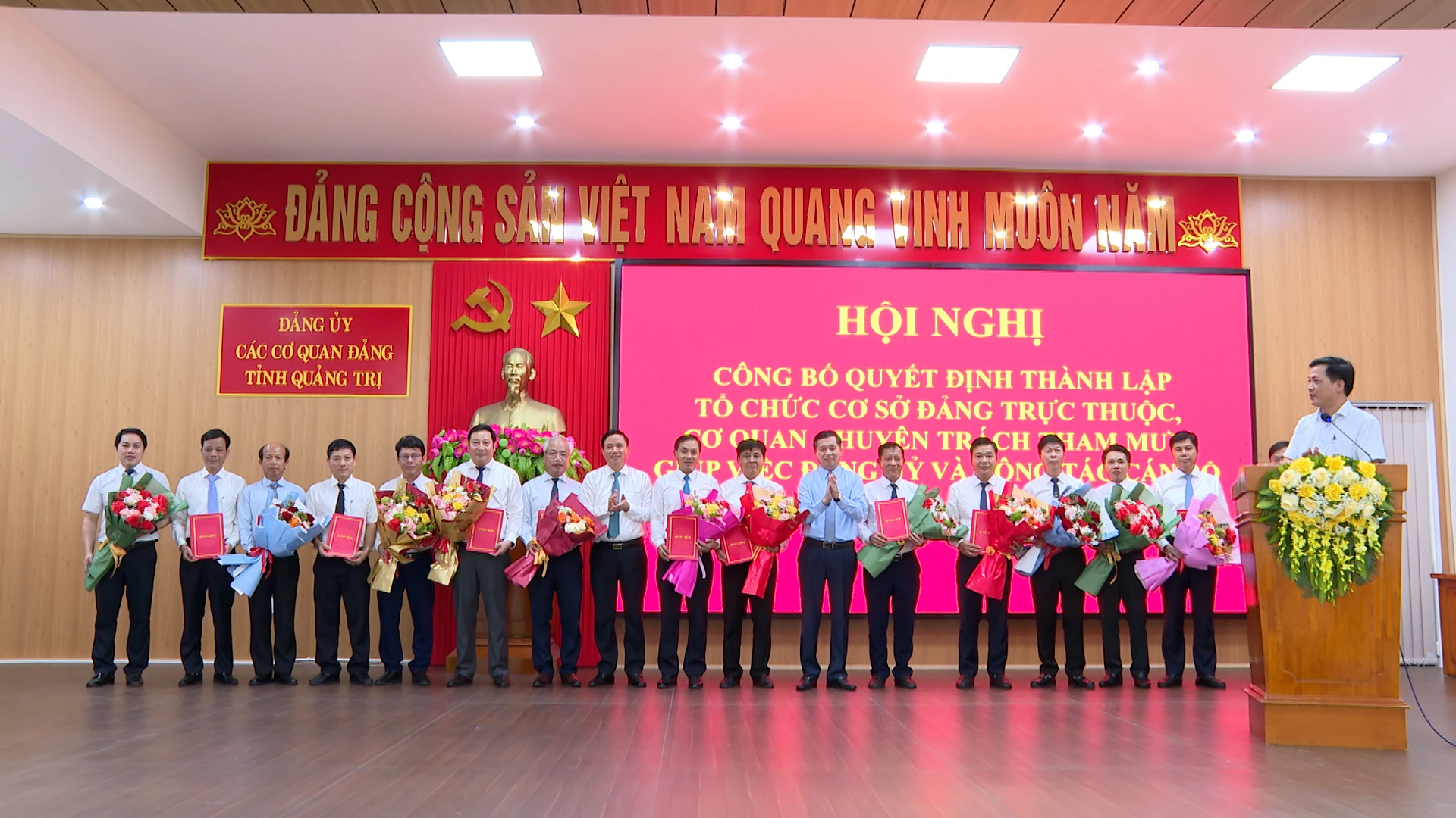 Thành lập 12 tổ chức cơ sở đảng trực thuộc Đảng bộ các cơ quan Đảng tỉnh