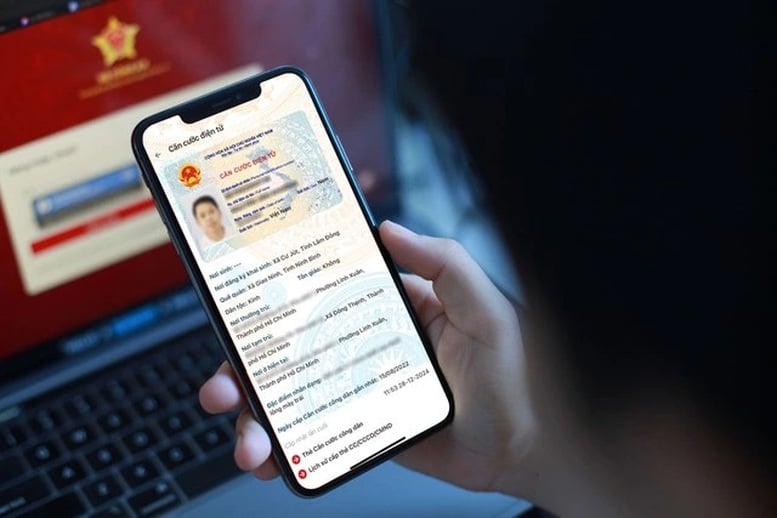 Người dân yên tâm chờ đợi để được điều chỉnh chính xác thông tin trên VNeID- Ảnh 1.