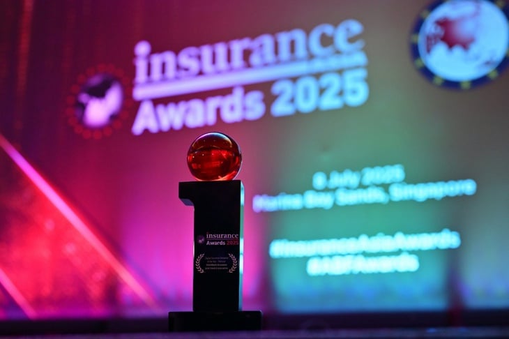 diem-sang-bao-hiem-so-tai-insurance-asia-awards-2025.jpg