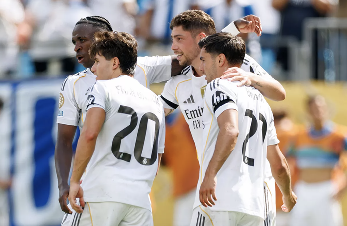Thảm bại trước PSG, Real Madrid quyết chỉnh đốn dàn sao Galacticos - Ảnh 2.