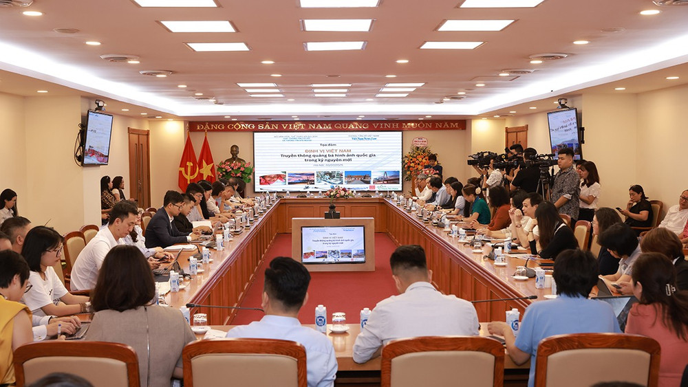Lấy ý kiến đóng góp cho Dự thảo Chiến lược truyền thông quảng bá hình ảnh Việt Nam ra nước ngoài