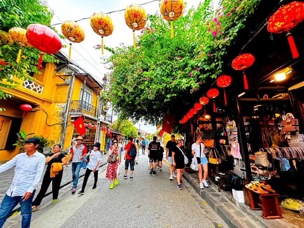 Hội An đứng thứ 6 trong Top 25 thành phố đẹp nhất thế giới năm 2025 - Ảnh 1.