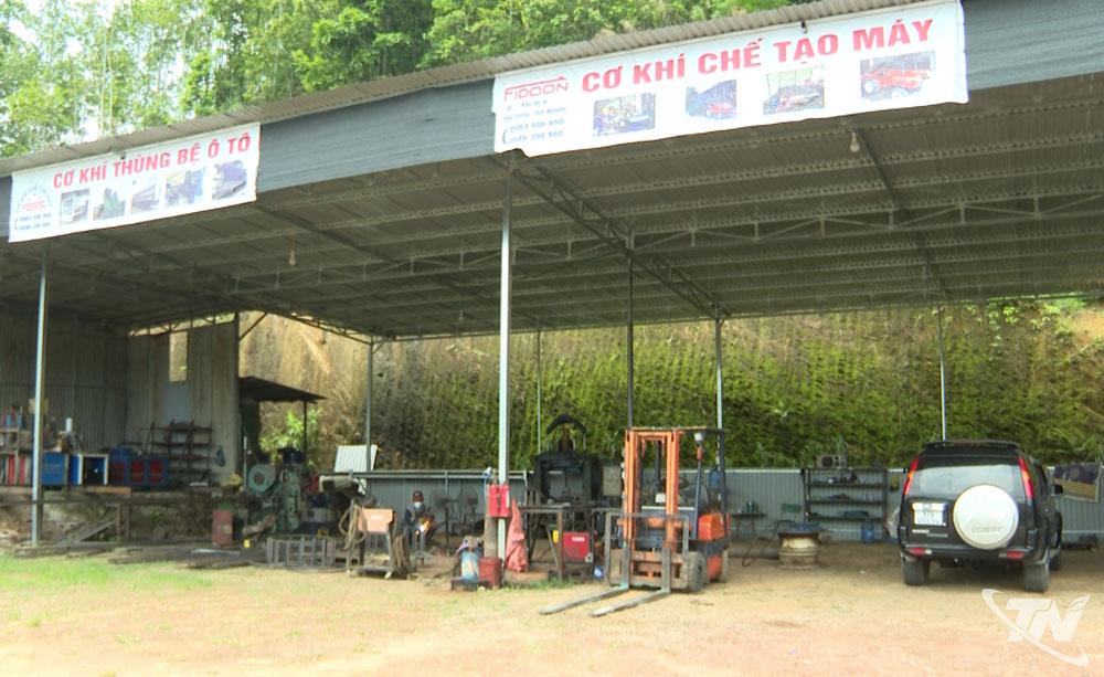 

HTX Phi Đoàn tiên phong trong lĩnh vực sản xuất, sửa chữa máy nông nghiệp tại vùng cao.
