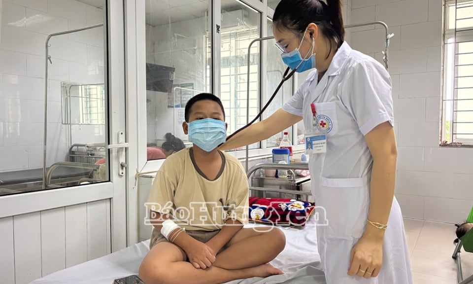 វិធីការពារប្រព័ន្ធផ្សព្វផ្សាយ otitis ចំពោះកុមារនៅពេលហែលទឹក