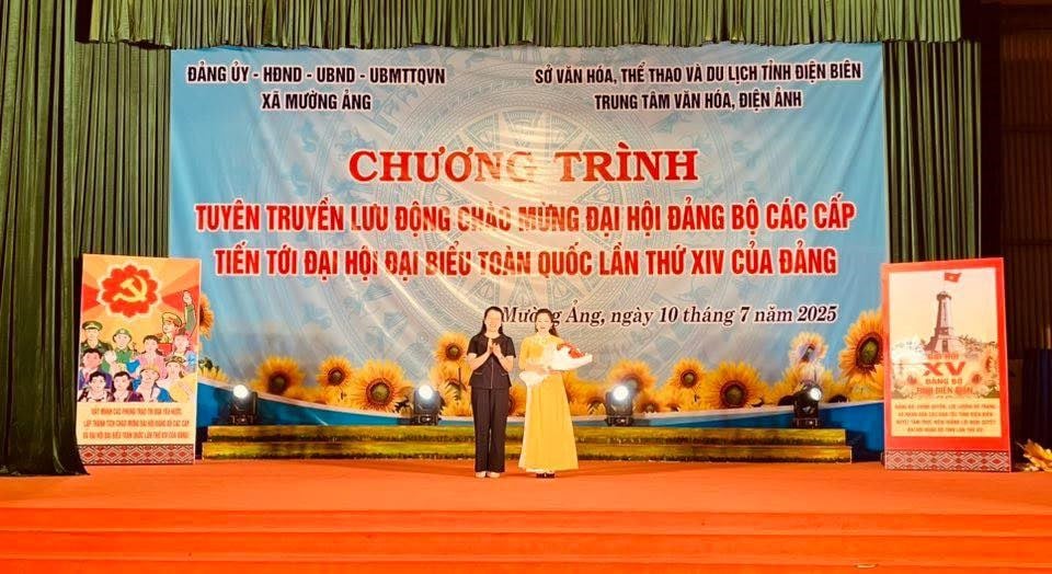 Đặc sắc chương trình tuyên truyền chào mừng Đại hội Đảng các cấp ở Mường Ảng - ảnh 6