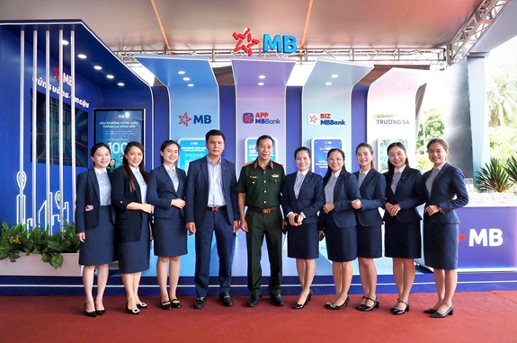 MB mở rộng hệ sinh thái tài chính số, ưu tiên gói hỗ trợ cho quân nhân và doanh nghiệp quốc phòng
