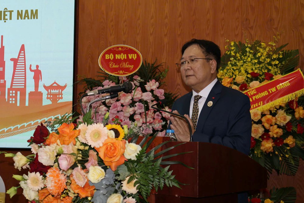 Volkskünstler Vuong Duy Bien „hat“ eine neue Position – Foto 2