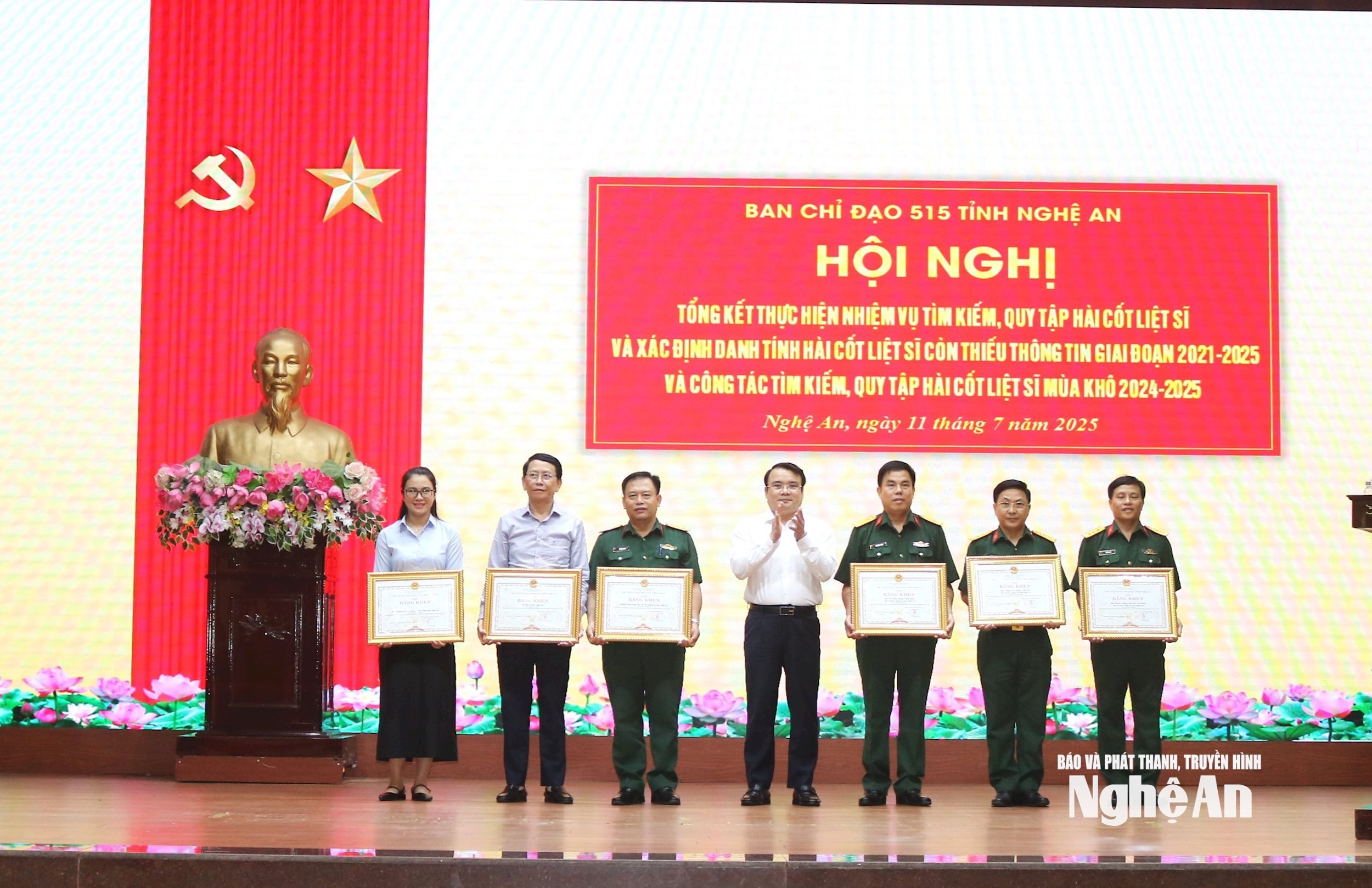 anh 10
