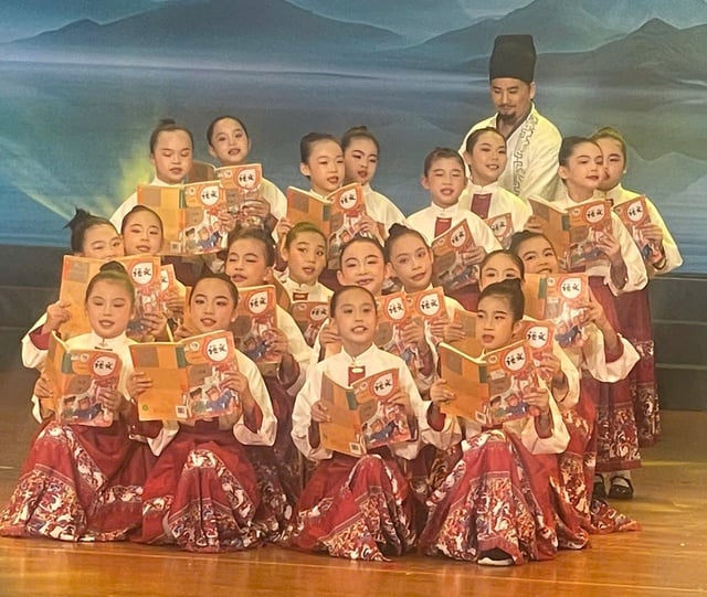 Ngày hội đọc sách quốc tế ở Sùng Tả - Ảnh 4.