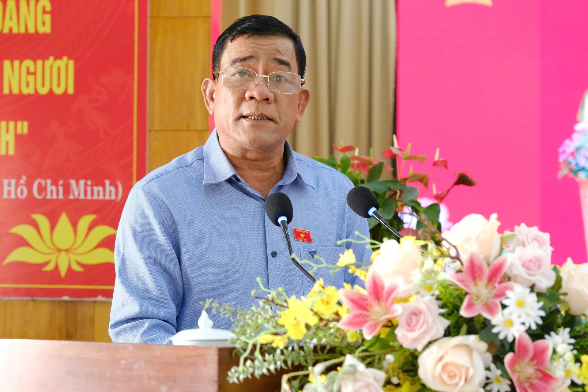 ប្រតិភូរដ្ឋសភាខេត្ត Lam Dong លោក K'Nhieu បានប្រកាសលទ្ធផលជូនអ្នកបោះឆ្នោតក្នុងតំបន់។