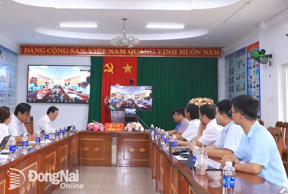 Đại biểu dự hội nghị trực tuyến tăng cường phòng, chống sốt xuất huyết và các bệnh truyền nhiễm năm 2025 tại điểm cầu Sở Y tế Đồng Nai. Ảnh: Hải Yến