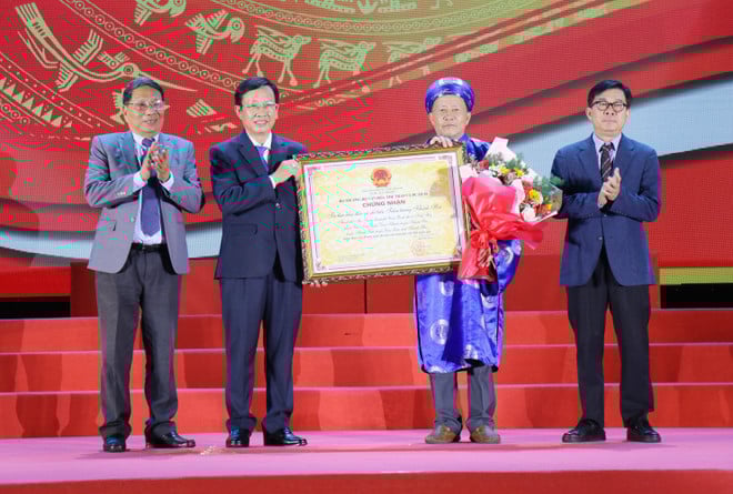 tram-huong.jpg