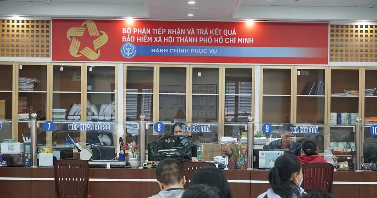 ផ្សព្វផ្សាយ​វិបផតថល​ព័ត៌មាន​អេឡិចត្រូនិក និង​បណ្តាញ​បណ្តាញ​សង្គម​របស់​ក្រុមហ៊ុន​ធានារ៉ាប់រង​សង្គម​ហូជីមិញ