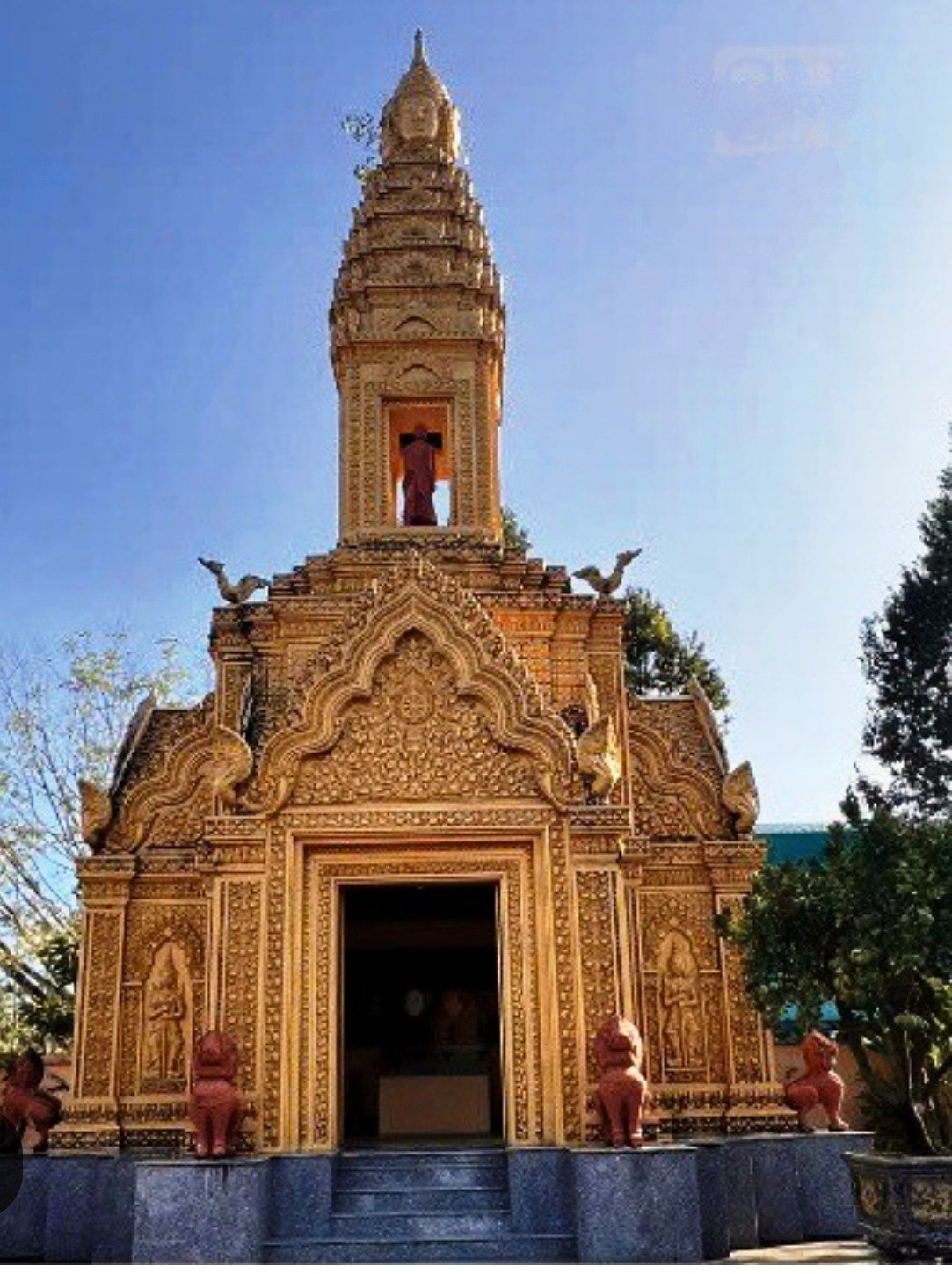 26_229_thap-tuong-niem-bon-vi-su.jpg