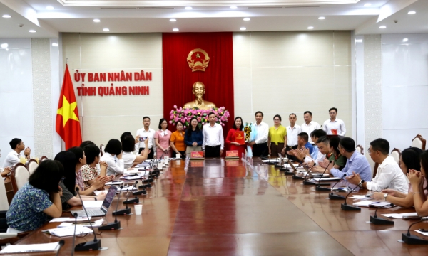 Đoàn công tác Cục Thống kê làm việc với tỉnh Quảng Ninh