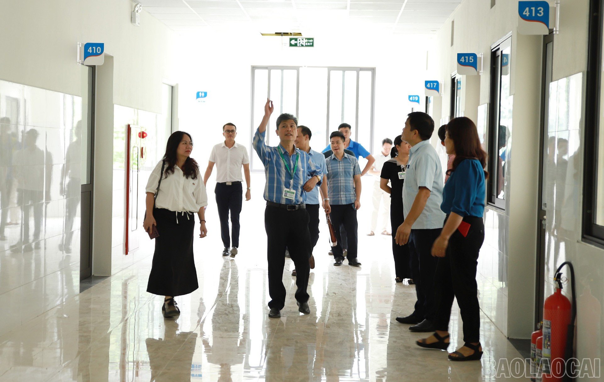 baolaocai-br_kiem-tra-ban-giao-cac-khoa-phong-1.jpg