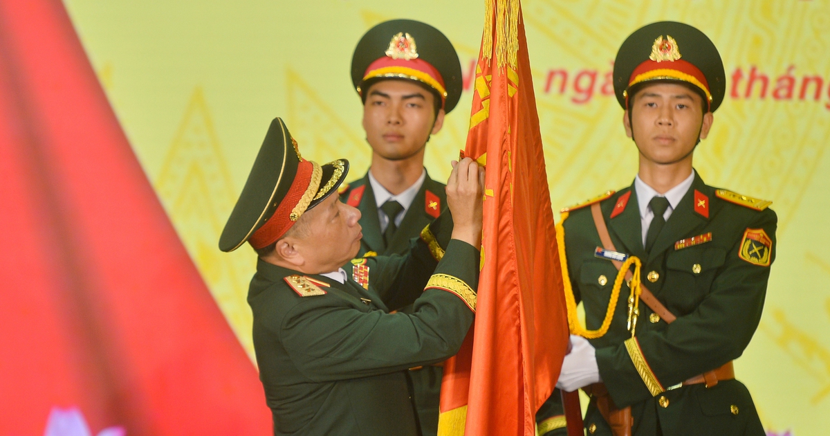 People's Army Publishing House received the Third Class Fatherland Protection Medal