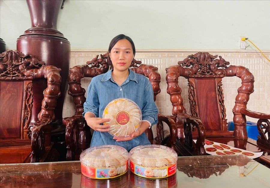 sau-khi-xay-dung-chung-nhan-ocop-chi-yen-tu-tin-hon-khi-gioi-thieu-san-pham-cua-gia-dinh-1691.jpg