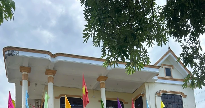 The State Bank of Vietnam - Branch Region 8 has just issued a Decision on amending the license to establish and operate Ha Trach People's Credit Fund.