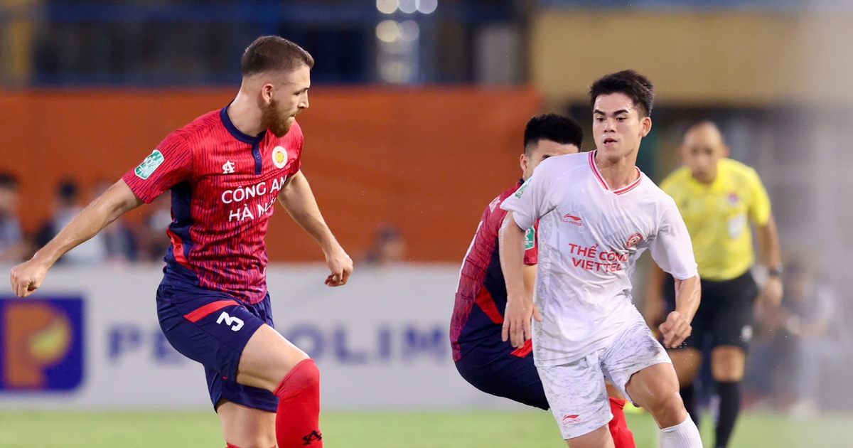 ក្លឹប​មួយ​រំពេច៖ ដក​សំណើ​ប្រើ​កីឡាករ​បរទេស ៤ នាក់​ក្នុង​ពេល​តែ​មួយ ជំនួស...