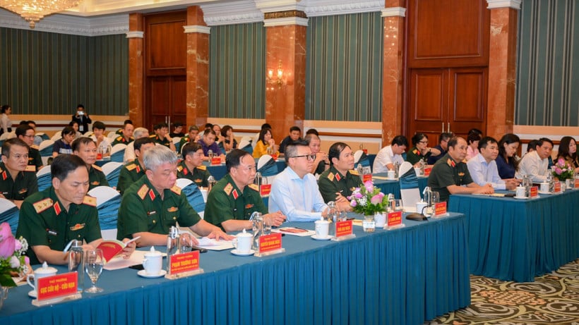 Các đại biểu tham dự buổi gặp mặt.
