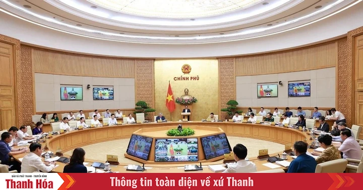 Nghị quyết phiên họp Chính phủ tháng 6 và Hội nghị trực tuyến CP với địa phương