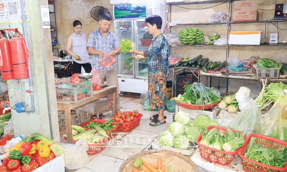 Tiểu thương chợ truyền thống chuyển mình thích ứng