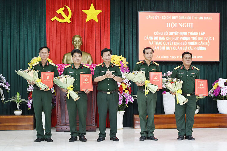 បង្កើត​គណៈកម្មាធិការ​បក្ស​ជាច្រើន​ក្រោម​គណៈកម្មាធិការ​បក្ស​យោធា​ខេត្ត