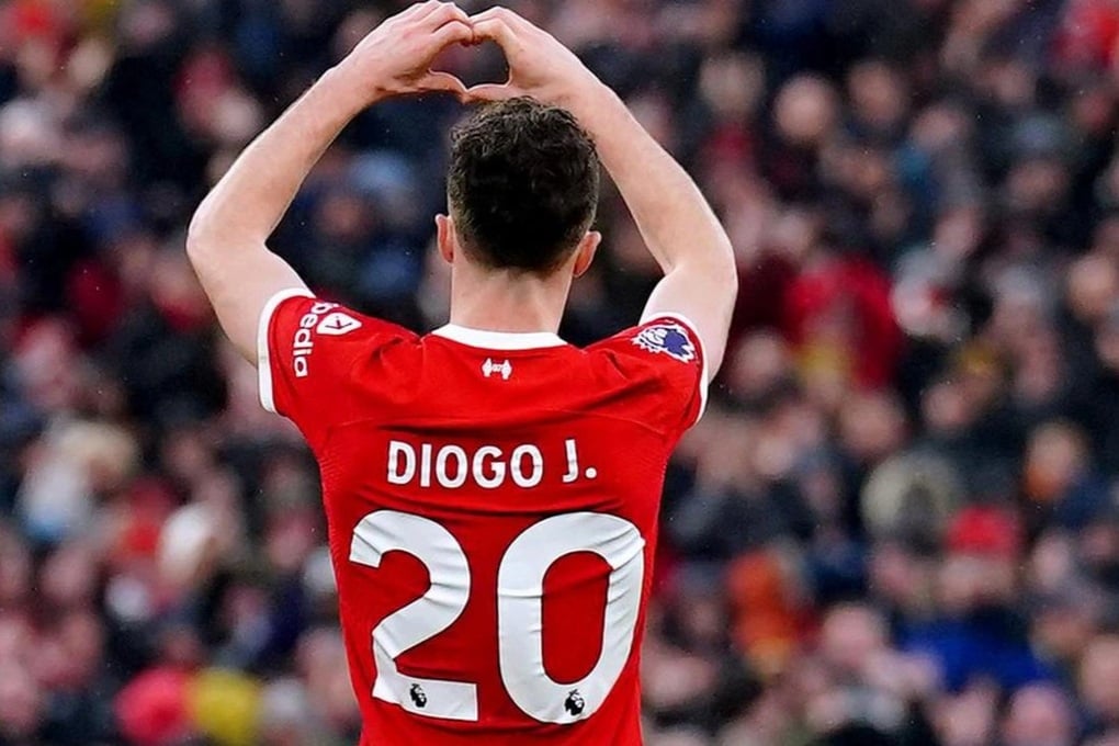 Liverpool treo vĩnh viễn áo số 20 để tưởng nhớ Diogo Jota - 1