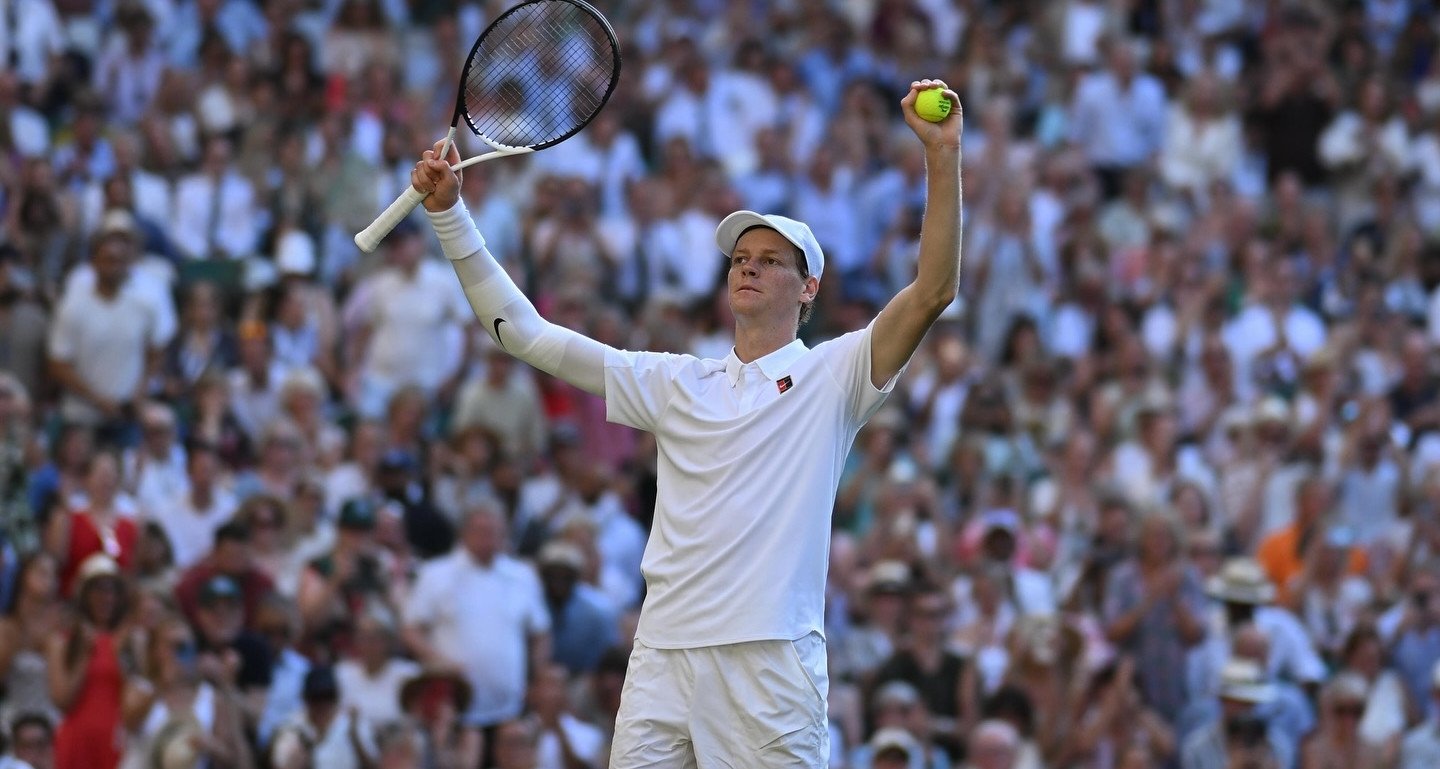 Jannik Sinner 'tiễn' Djokovic về nước, lần đầu vào chung kết Wimbledon
