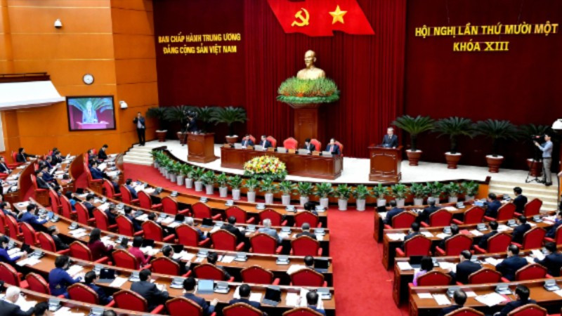 Conclusion du Politburo et du Secrétariat sur la poursuite du renforcement de l'organisation et du fonctionnement des unités administratives à deux niveaux pour assurer la fluidité et l'efficacité