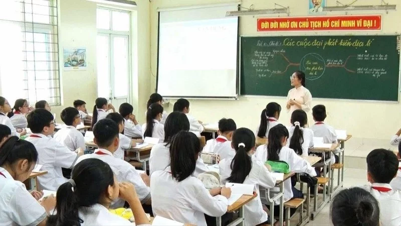 Giờ học tại Trường THCS Tân Tiến, xã Xuân Mai, thành phố Hà Nội.