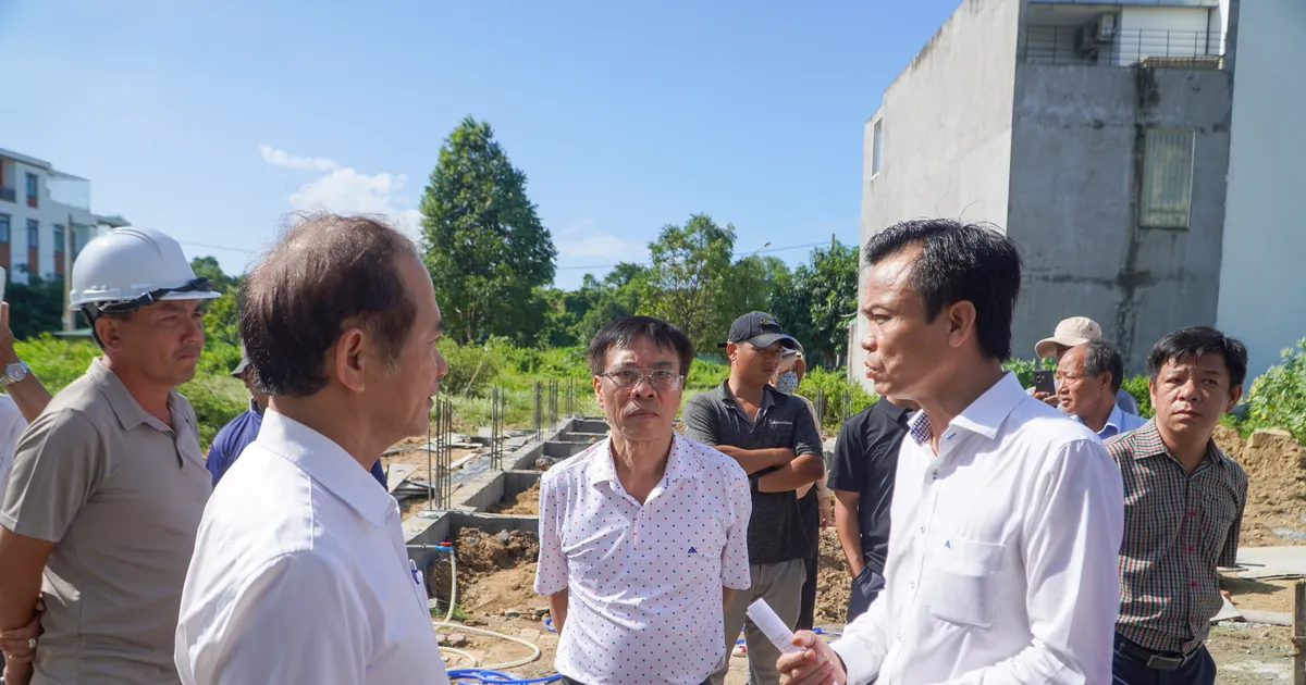 Field survey, meeting with people at Khang Linh project