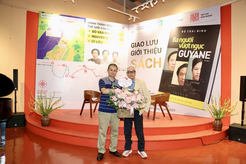 Hành trình vượt nửa vòng Trái đất trở về quê hương của 3 chí sĩ yêu nước quả cảm -0