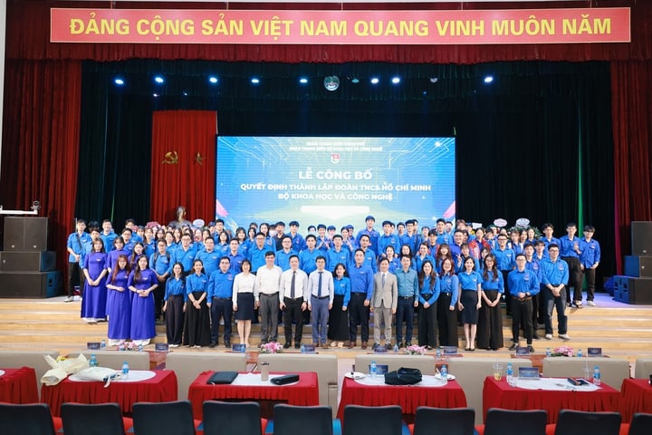 Phát huy vai trò của thanh niên trong học tập và làm theo tư tưởng đạo đức, phong cách Hồ Chí Minh trong kỷ nguyên vươn mình của dân tộc- Ảnh 6.